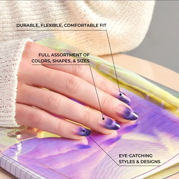 KISS Voguish Fantasy Press On Glue Nails In Clocks - Picture 6 of 8